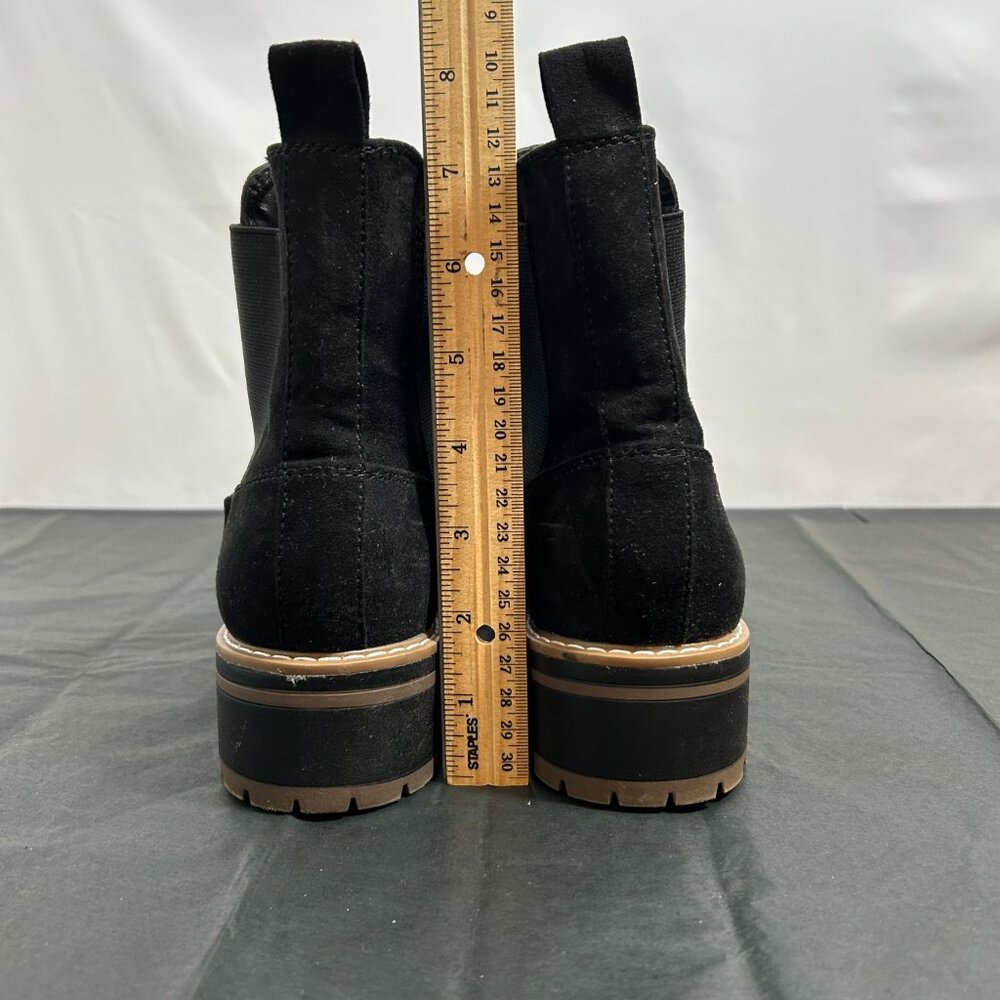 Kensie Khai lug sole Chelsea black faux suede boots 8.5M - worn once - Picture 8 of 8